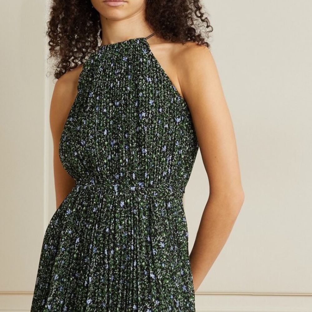 NWT Michael Kors dress XXS with an elastic waistband and metal halter neckline.
